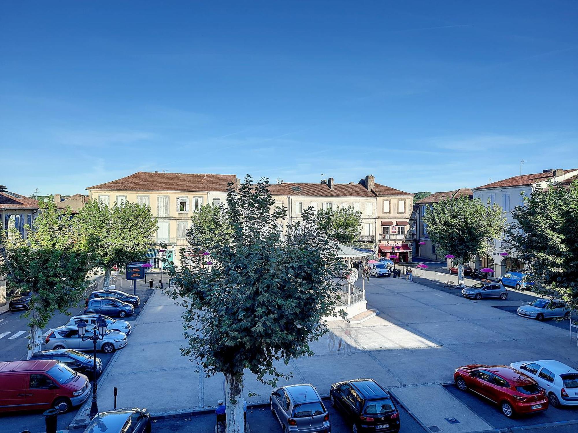 Le Carilloun Apartman Mirande  Kültér fotó